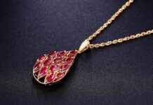 Eco-Friendly and Sustainable Necklaces: A Growing Trend Eco-Friendly and Sustainable Necklaces: A Growing Trend