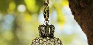 Gold vs. Silver Jewelry: Which One Suits You Best? Gold vs. Silver Jewelry: Which One Suits You Best?