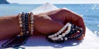 How to Choose Jewelry That Matches Your Mood How to Choose Jewelry That Matches Your Mood