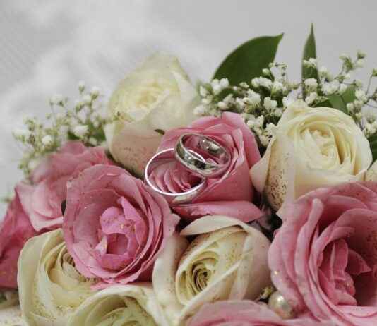 How to Mix and Match Stackable Rings for a Trendy Look How to Mix and Match Stackable Rings for a Trendy Look