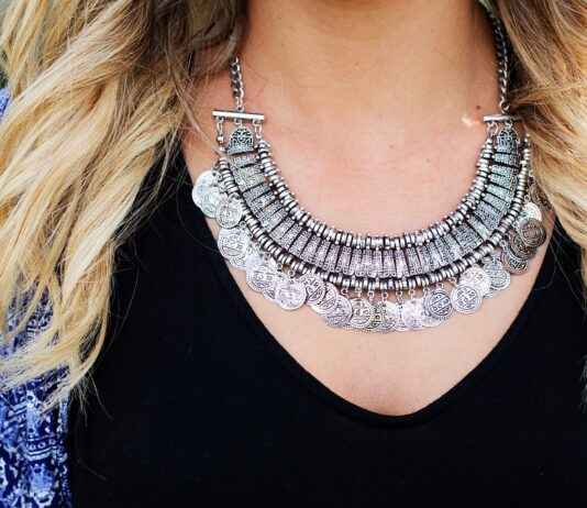 How to Shop for Ethically Sourced Jewelry How to Shop for Ethically Sourced Jewelry