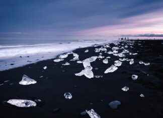 How to Tell If a Diamond Is Real or Fake How to Tell If a Diamond Is Real or Fake