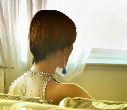 How to Tell If Your Jewelry Is Hypoallergenic How to Tell If Your Jewelry Is Hypoallergenic