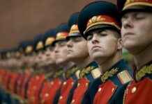 Men’s Guide to Choosing the Right Necklace Men’s Guide to Choosing the Right Necklace