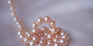 The Best Jewelry Styles for Women Over 50 The Best Jewelry Styles for Women Over 50