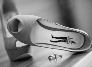 The Best Ways to Clean Your Engagement and Wedding Rings The Best Ways to Clean Your Engagement and Wedding Rings