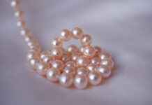 The Dos and Don’ts of Wearing Statement Jewelry The Dos and Don’ts of Wearing Statement Jewelry