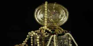 The Hidden Meanings Behind Popular Jewelry Designs The Hidden Meanings Behind Popular Jewelry Designs