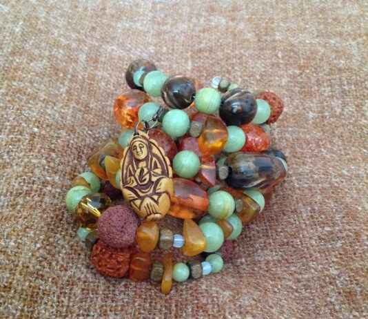 Why Beaded Bracelets Are a Staple in Bohemian Fashion Why Beaded Bracelets Are a Staple in Bohemian Fashion