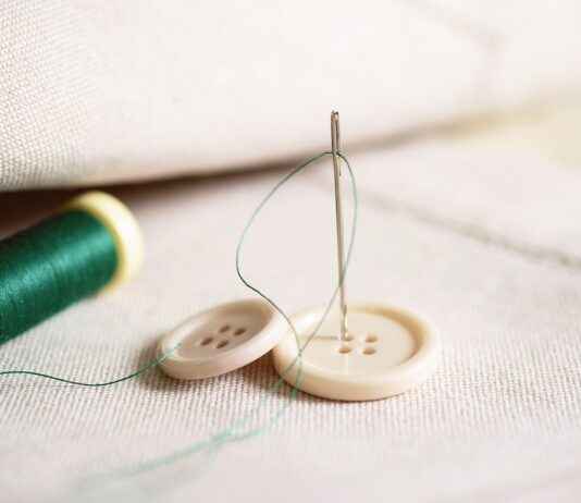 Why Everyone Should Own a Classic Pair of Stud Earrings Why Everyone Should Own a Classic Pair of Stud Earrings