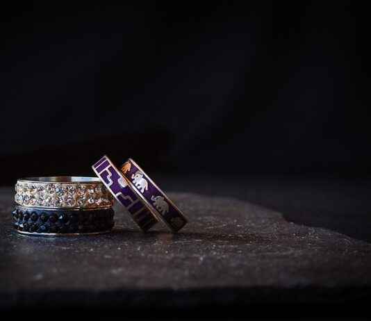 Why Mood Rings Are Making a Comeback Why Mood Rings Are Making a Comeback