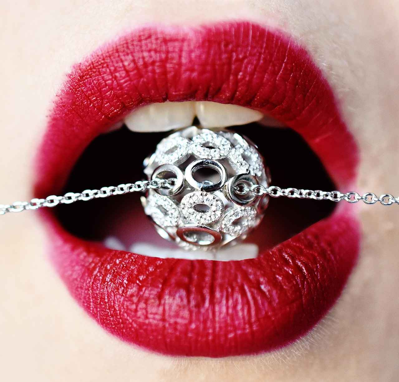 The Resurgence of Choker Necklaces in Pop Culture
