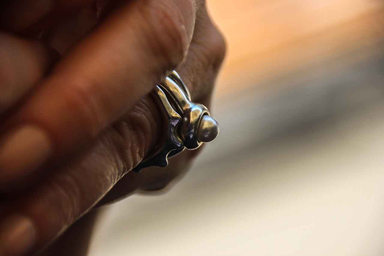 How to Properly Store Your Chains