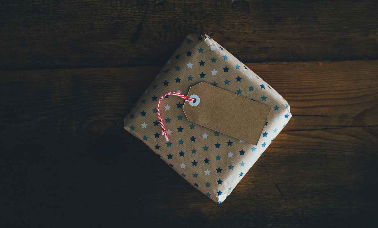 Why Jewelry Makes the Perfect Gift