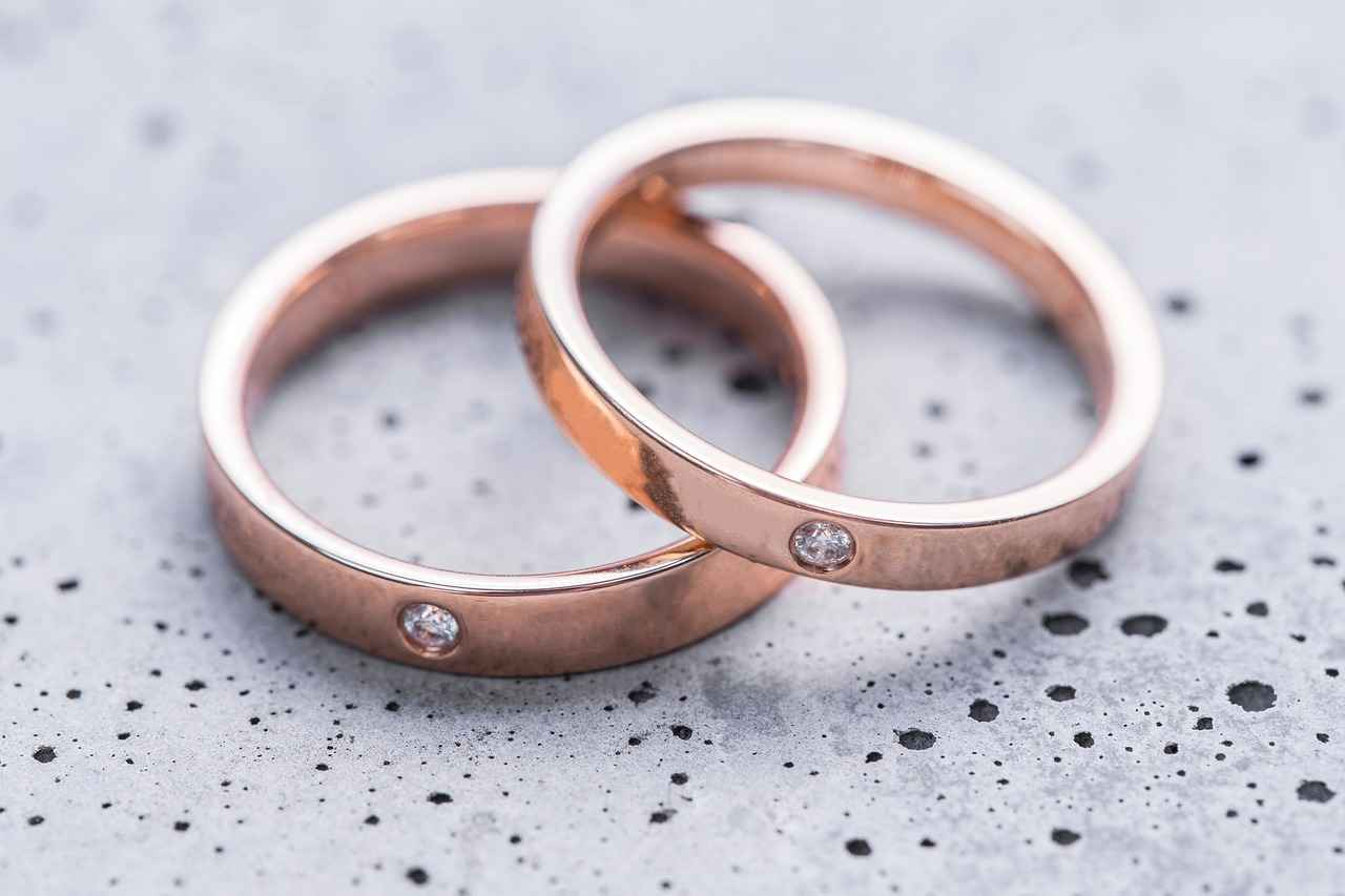 The Complete Guide to Buying an Engagement Ring