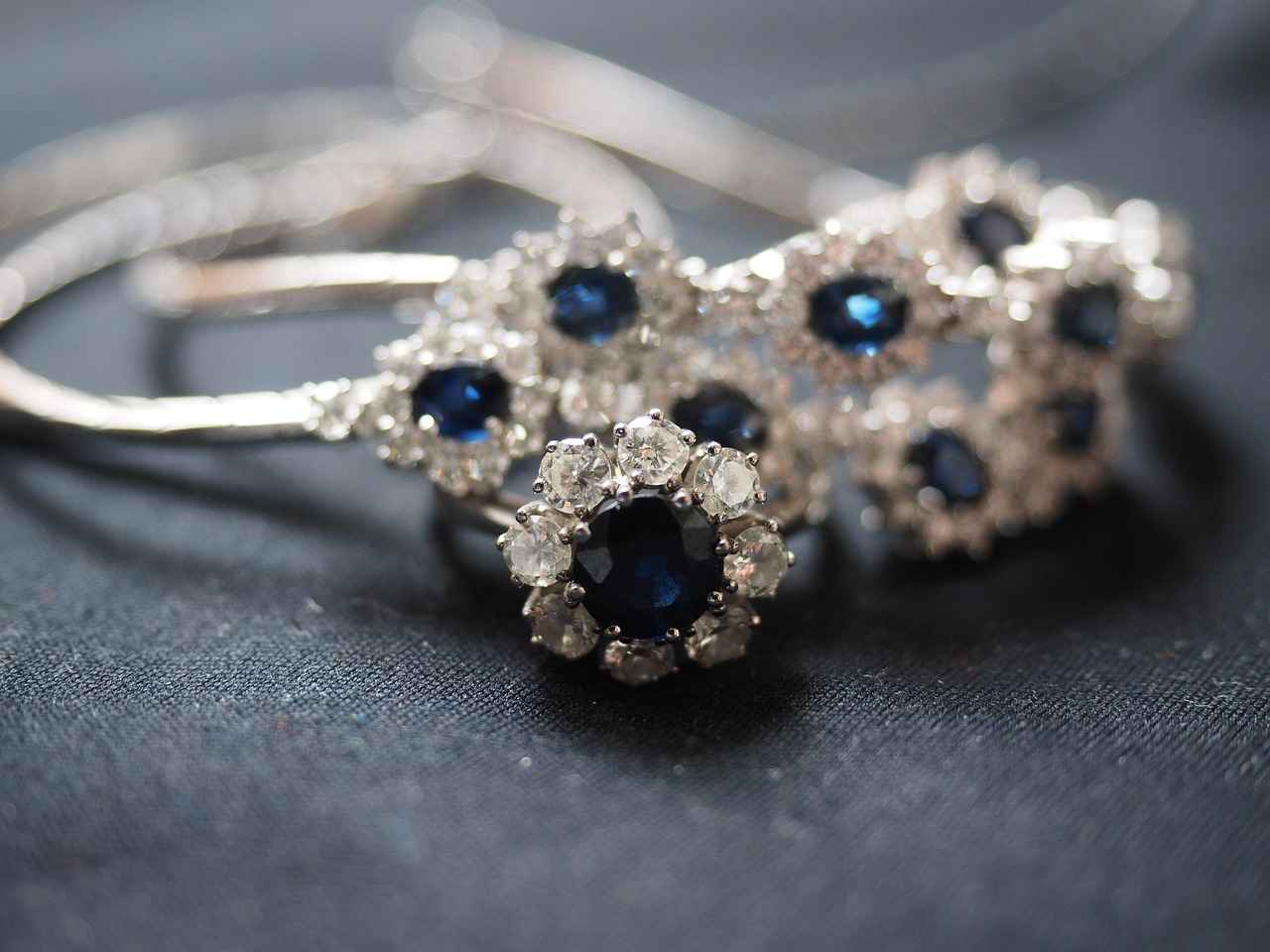 Trends in Custom and Handmade Rings