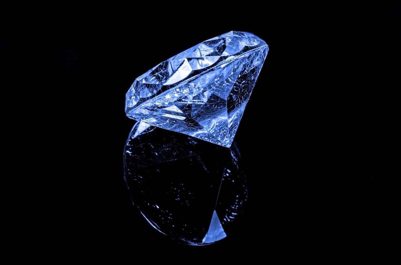 The Optical Properties of Diamonds