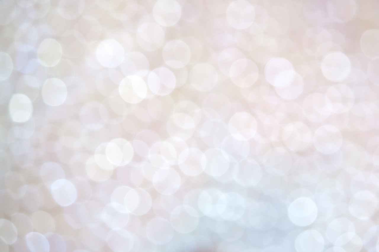 Surrounding Colors and Their Influence