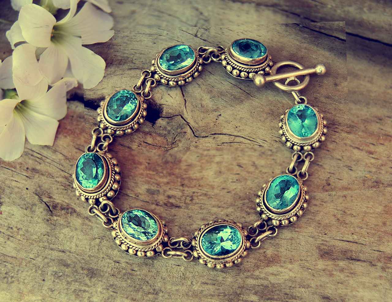 Conclusion: The Timeless Appeal of Jewelry Symbols