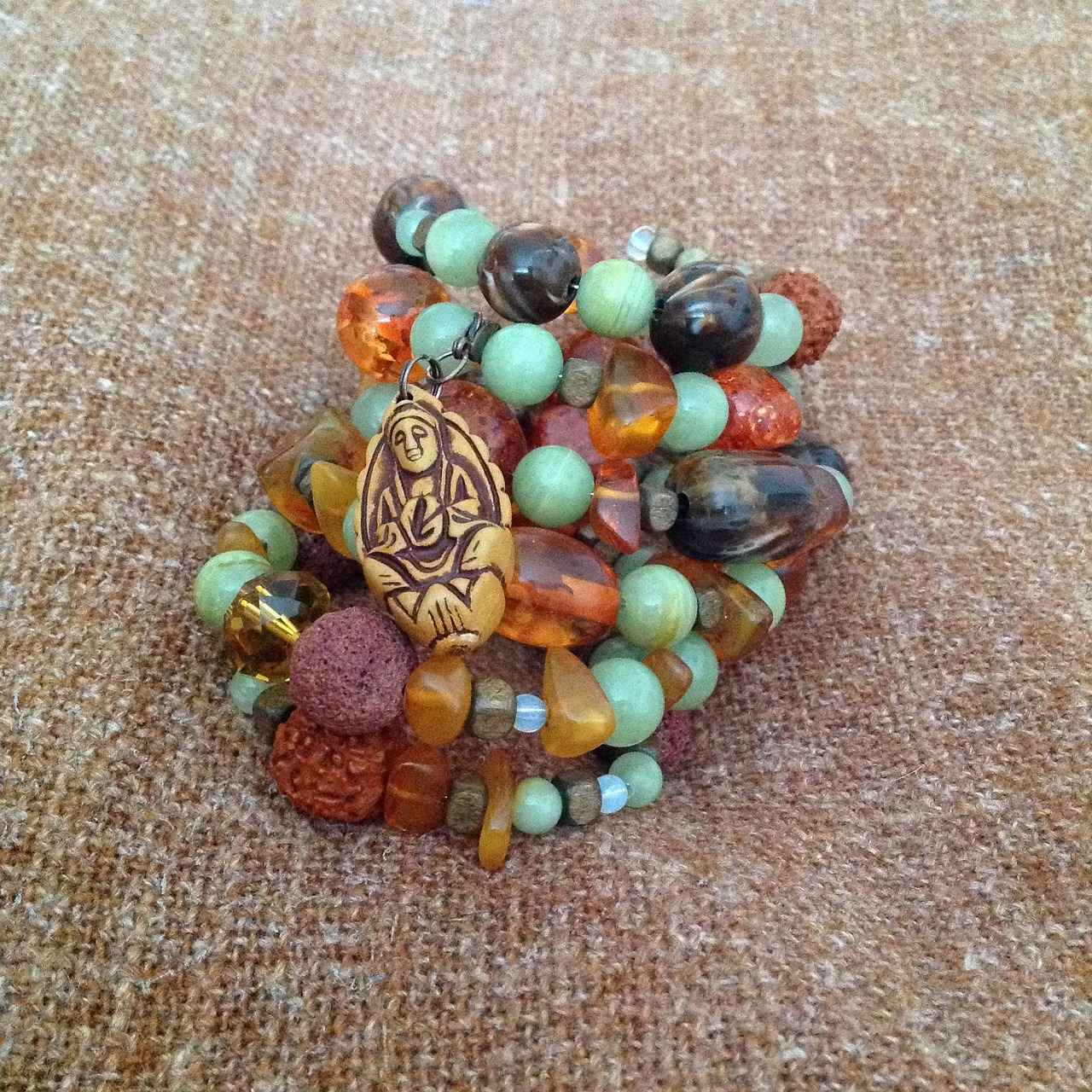Why Beaded Bracelets Are a Staple in Bohemian Fashion