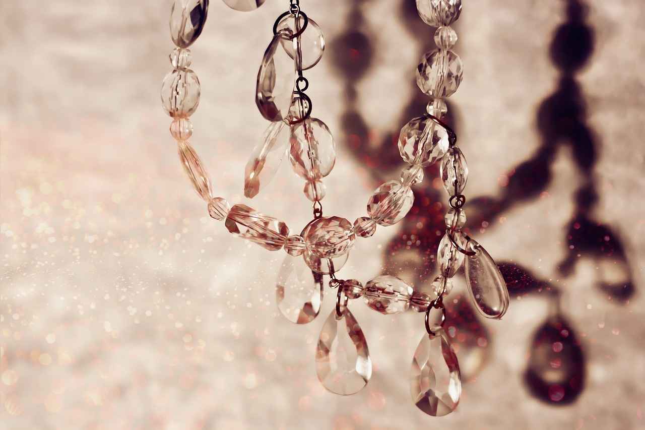 Why Birthstone Jewelry Makes the Perfect Gift