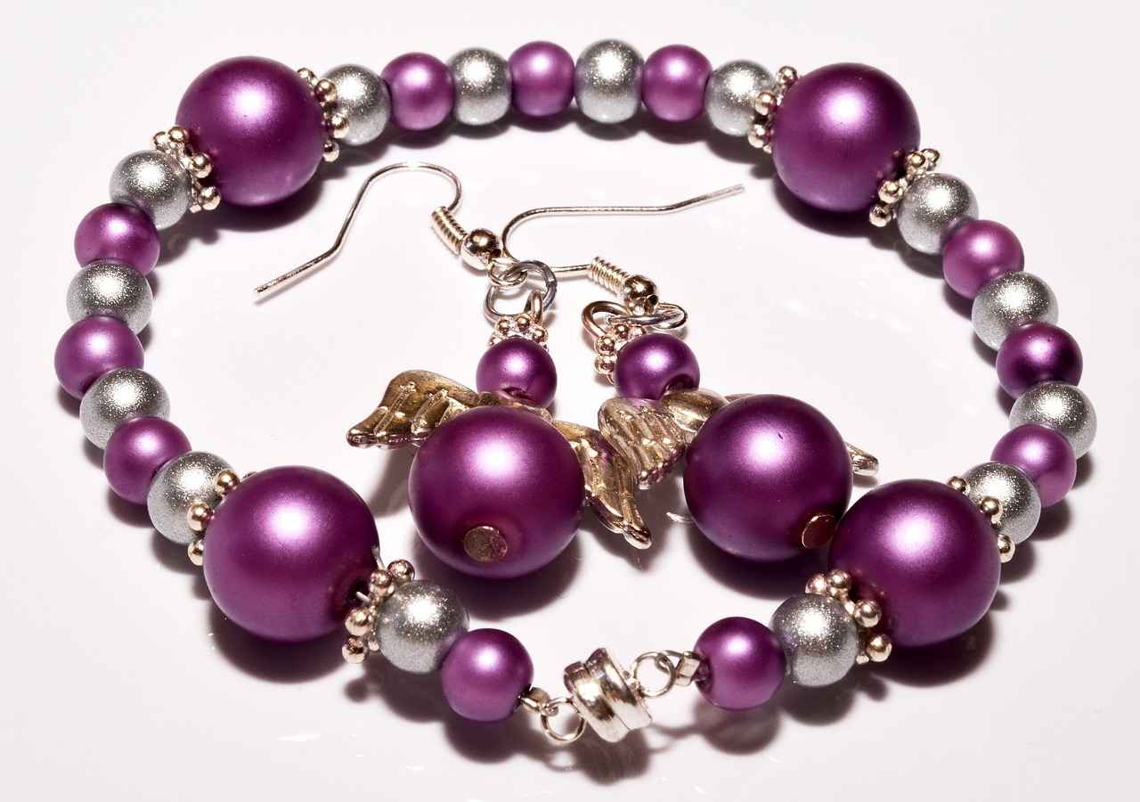 Risks and Considerations in Jewelry Investment