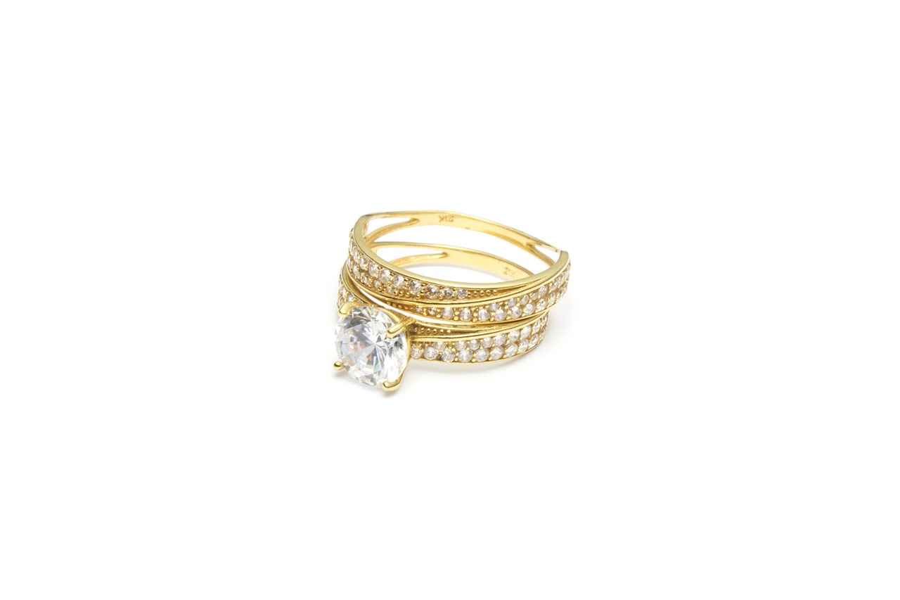 Historical Significance of Heirloom Jewelry