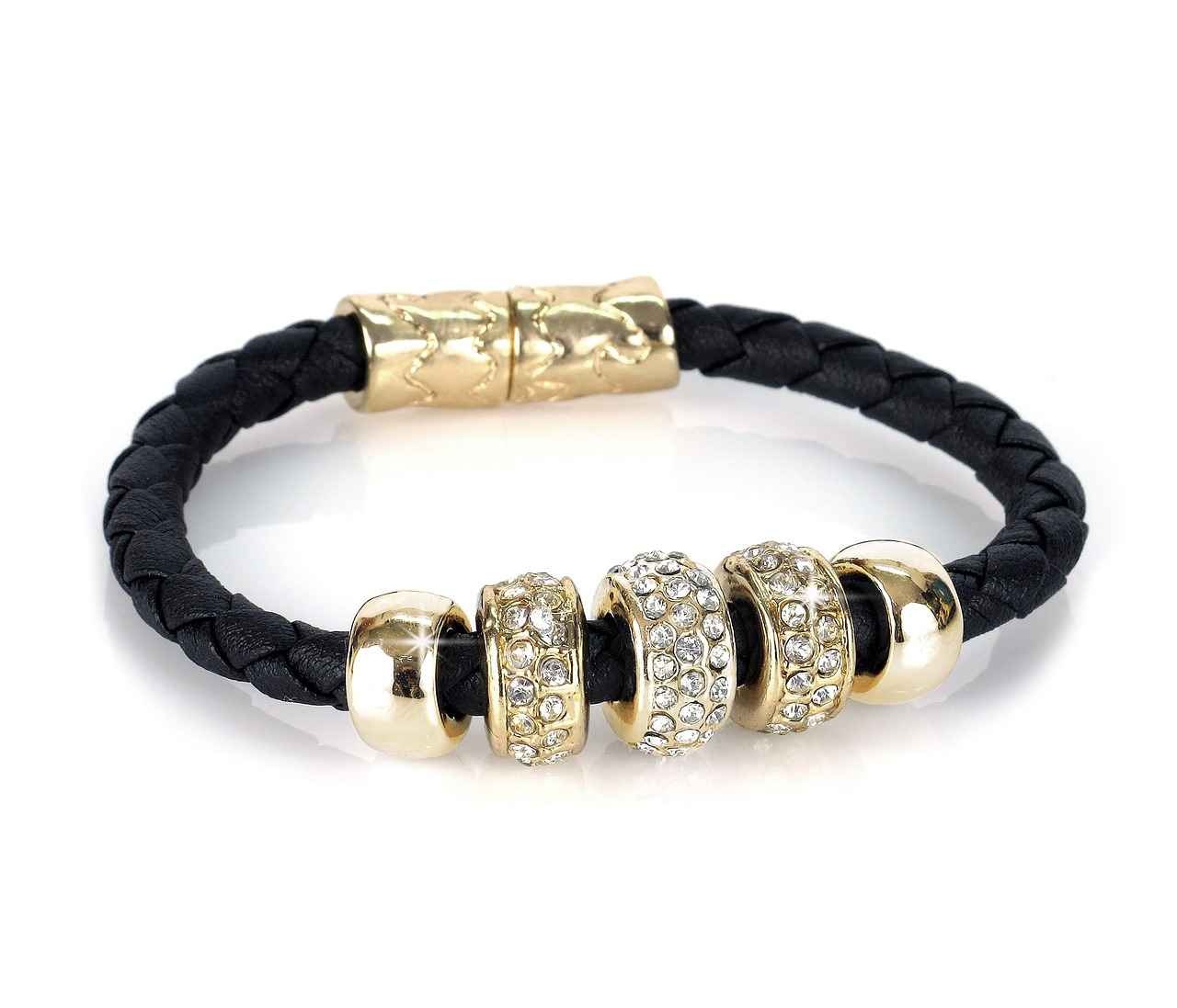 Types of Personalized Jewelry